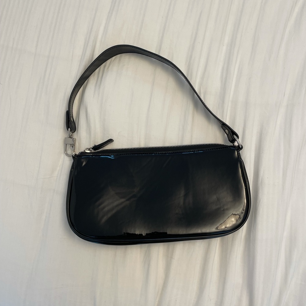 NO BRAND Black patent baguette bag